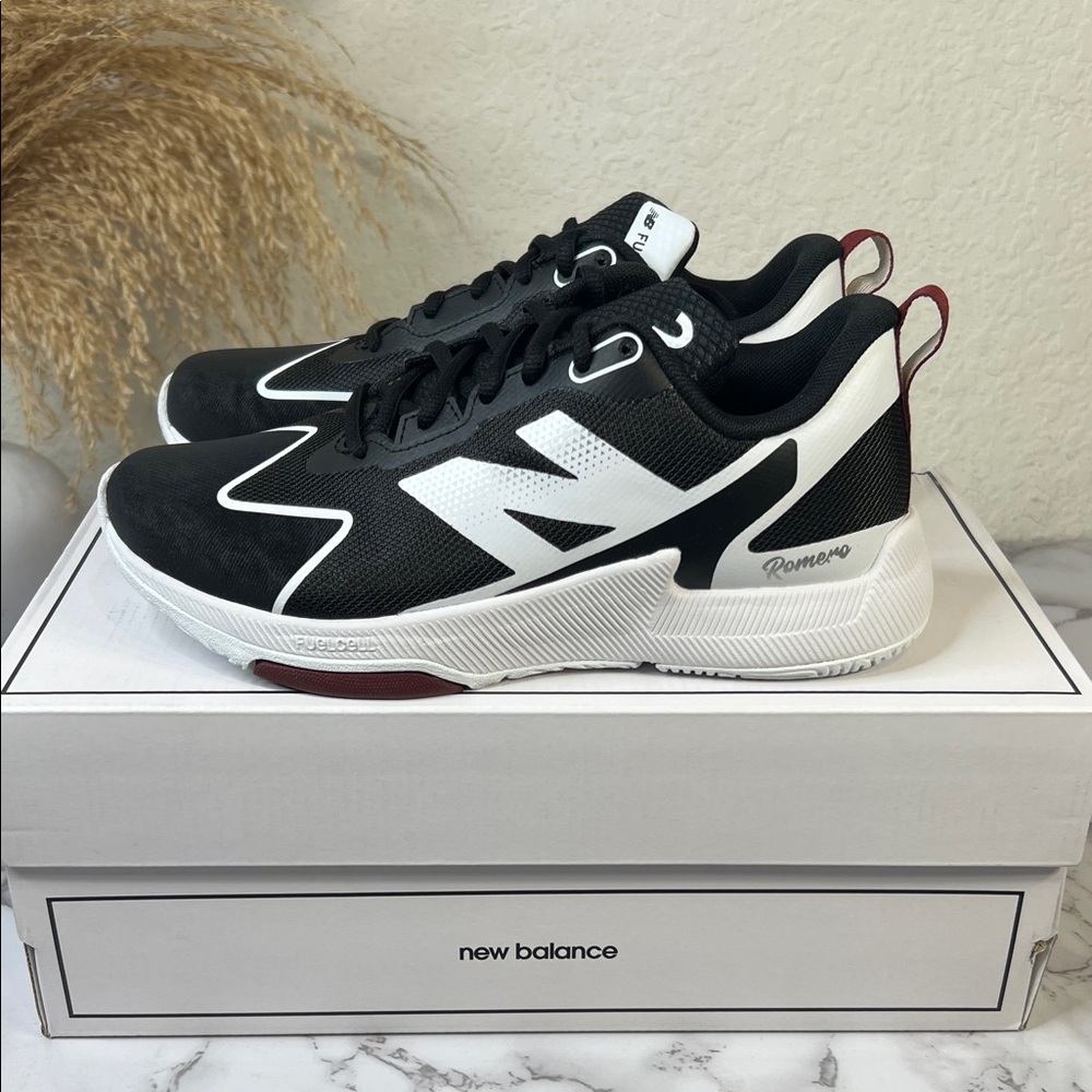 New Balance Unisex Sneakers & Athletic Shoes FuelCell Romero Various Sizes - Picture 3 of 10